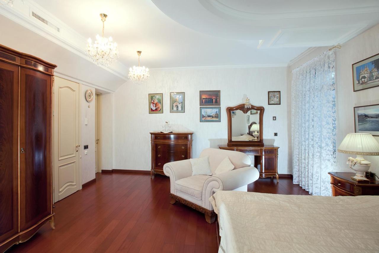 Hotel Bortnichi House à Kiev Extérieur photo